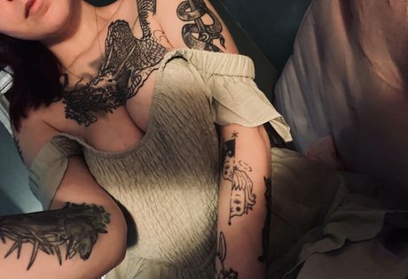 lleykt421 model nudes img