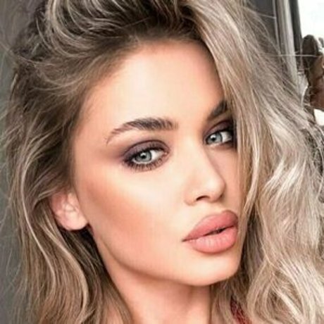 neckyneckneck star perfect galleries