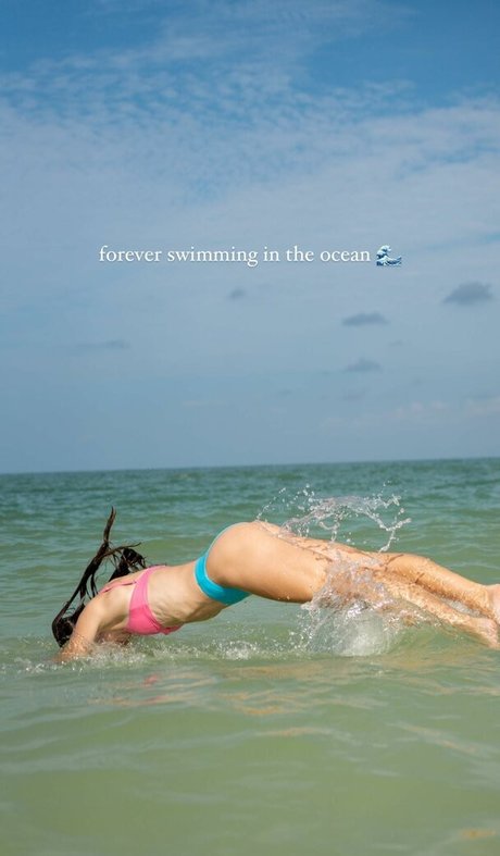 Angie Dusak exclusive actress pictures