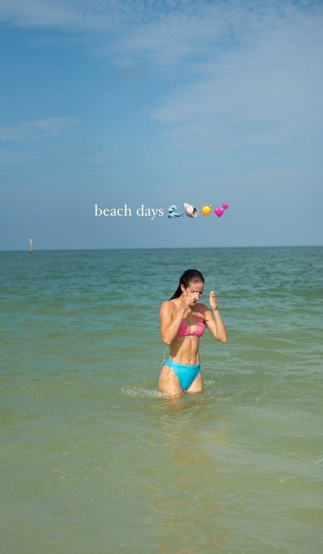 Angie Dusak art star gallery