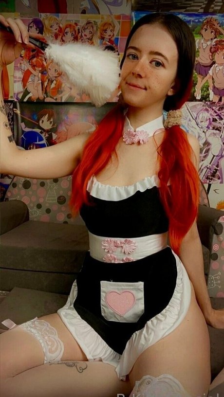 b kittyspecial naked star img