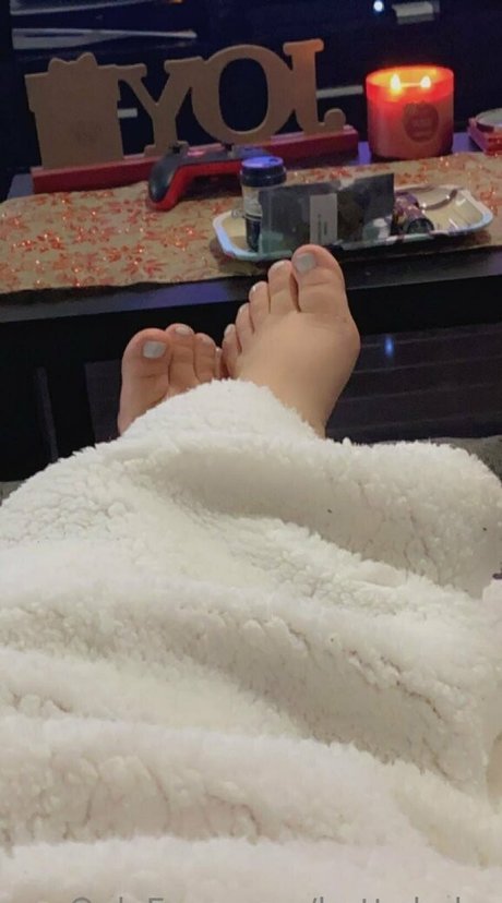 batty bxby nude model picture