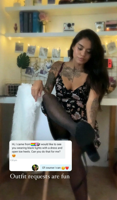 libeluna nude actress img