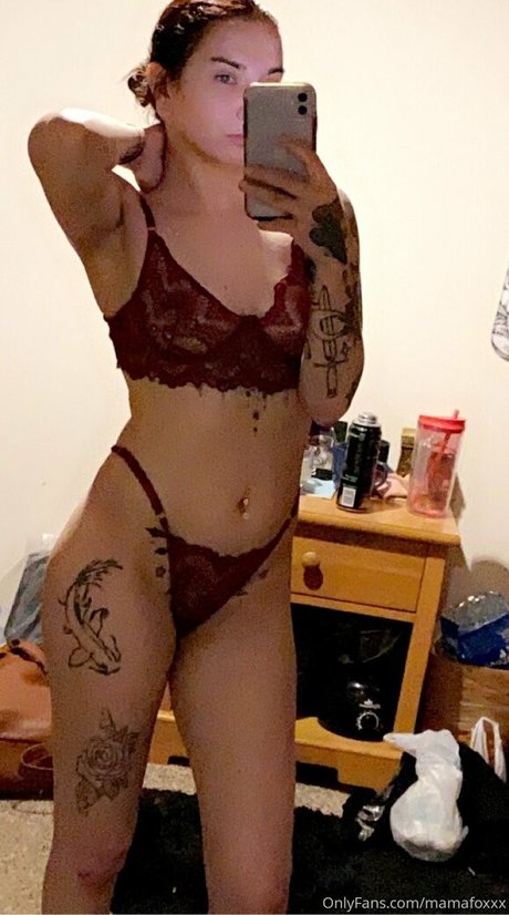 mamafoxxx model beautiful pics