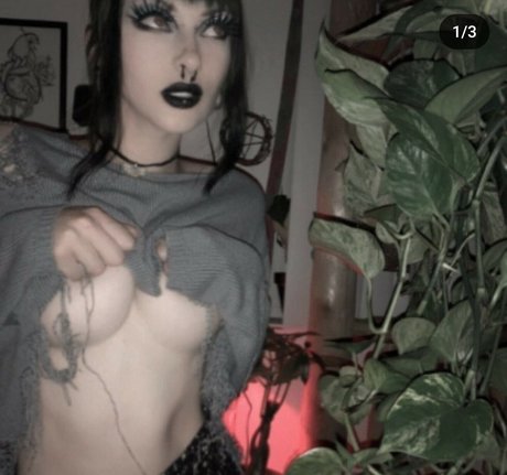 Fleshf1y nude star photos