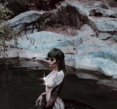 Fleshf1y star pretty galleries