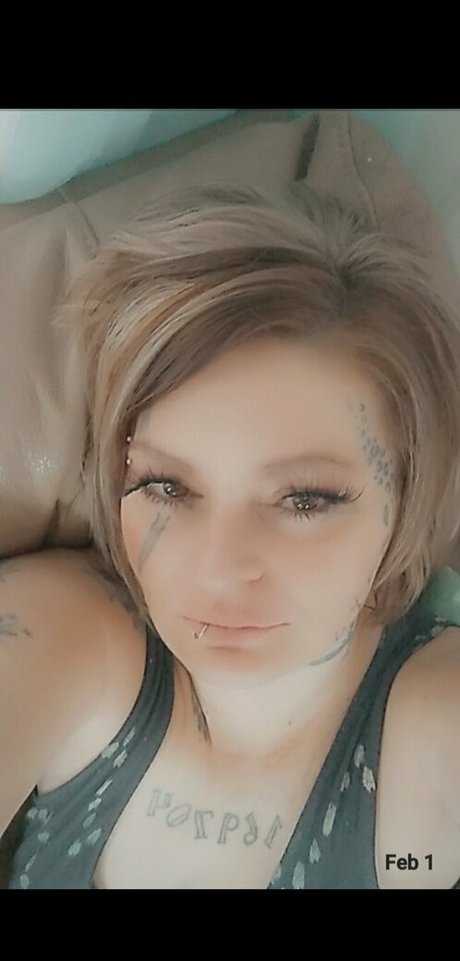 lluvely star nudes pictures