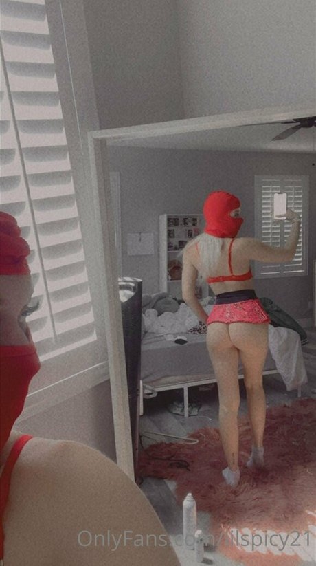 lilspicy21 pornographic actress archive