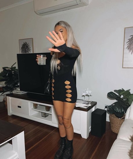 Dakota Kirkby porn star archive