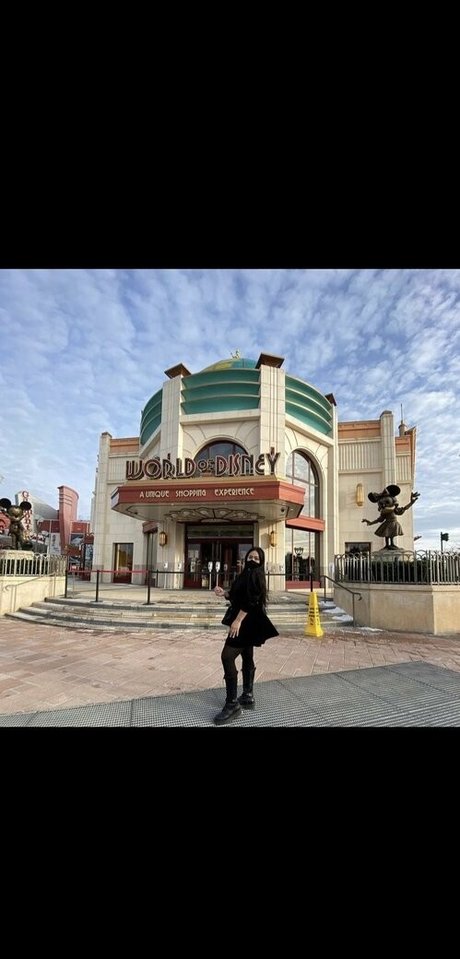 ashleyrae20 sexy star images