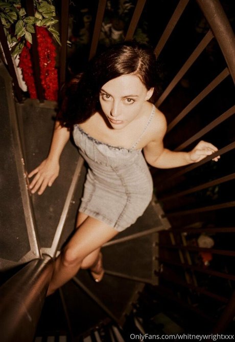 whitneywrightxxx free model picture