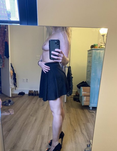 lexiemore star exclusive pictures