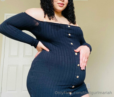 thatgurlmariah sexy star pic
