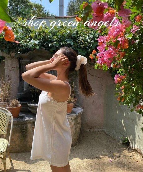 Phoebe Tonkin pretty pornstar gallery