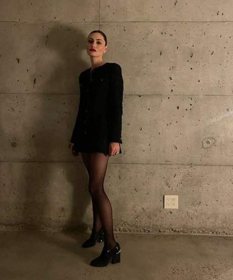 Phoebe Tonkin beautiful actress img