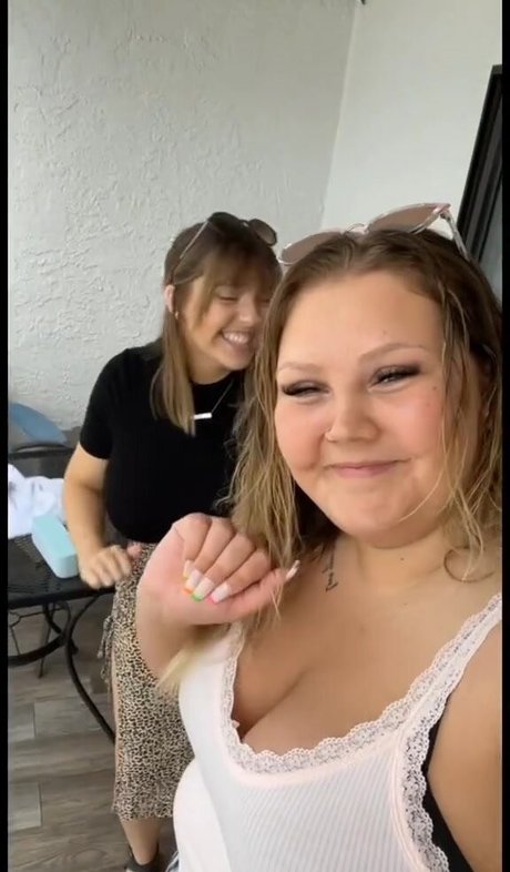 Sierra Bellingar model hd picture