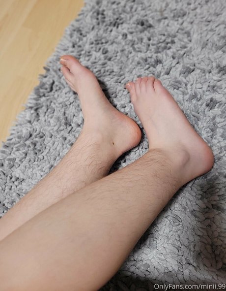 minii 99 erotic pornstar images