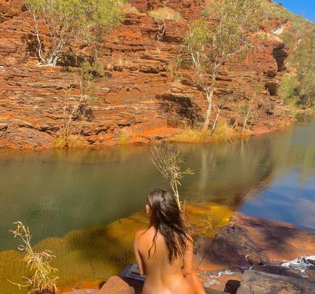 Steph Mandich pretty pornstar pics