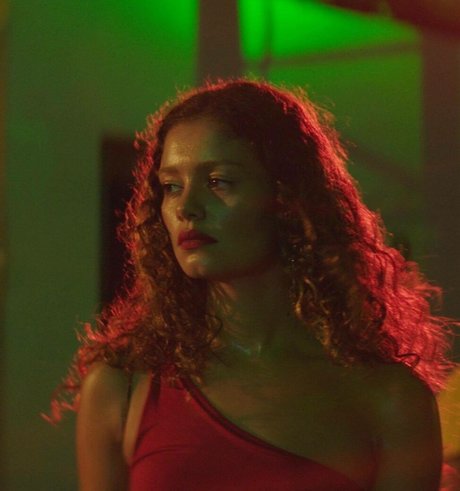 Sophie Charlotte model galleries