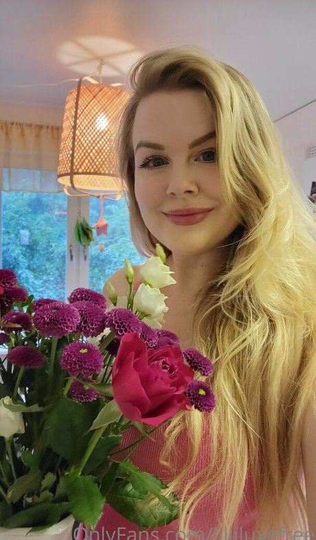 lilliluxefree nudes actress img