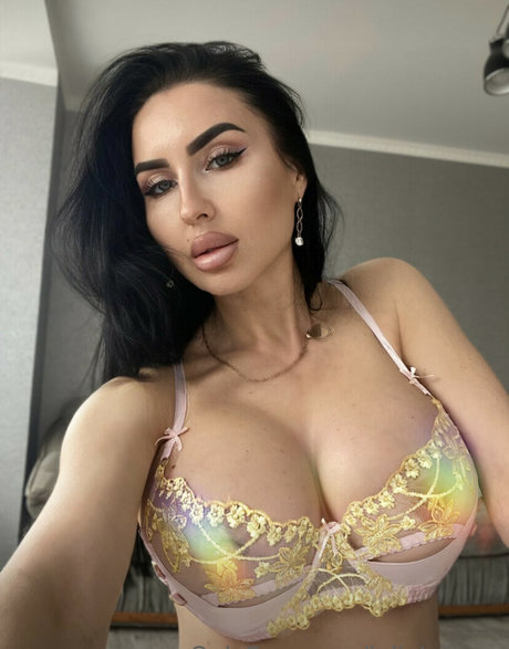 julieta mur model hot images