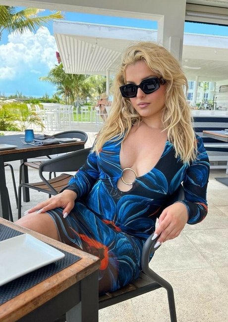 Bebe Rexha star high quality photos