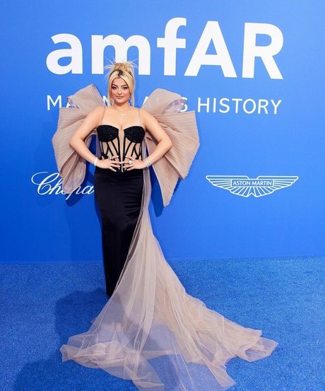 Bebe Rexha perfect star photo