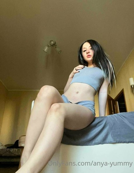 ann d voure beautiful star picture