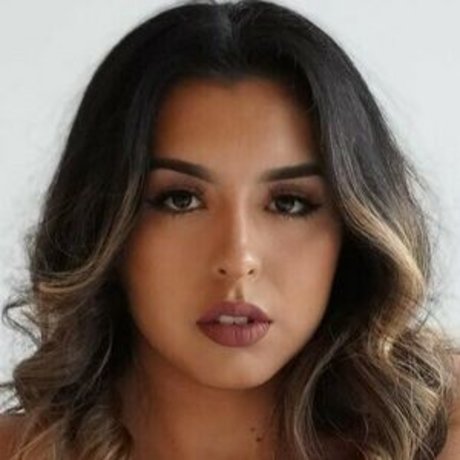 Pris Montoya star pornographic photos