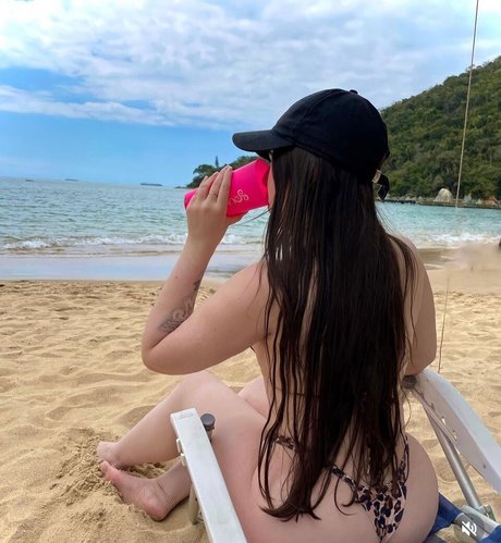 Larissa Peyerle model erotic gallery