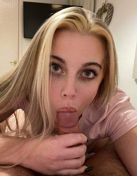 daisyevelane pornstar nice image