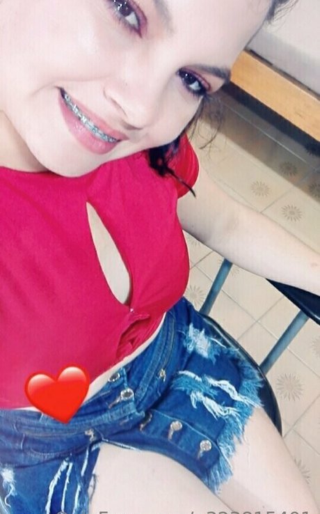 shantal sq pretty actress photos