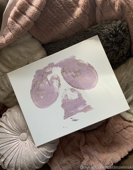 caitlinzielinski model adult pics