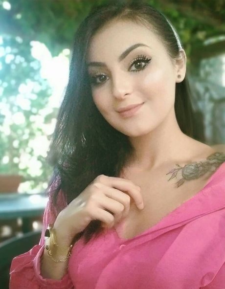 Kladuscanke star nude archive