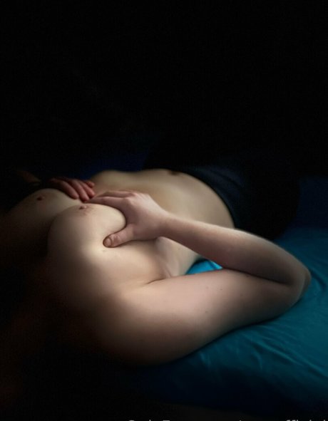 eve official porn model archive