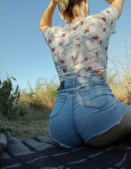 anna ellie erotic pornstar pic