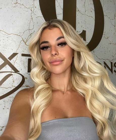 ellenofficial model naked pics