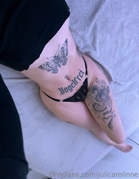 julicaroline model perfect pictures