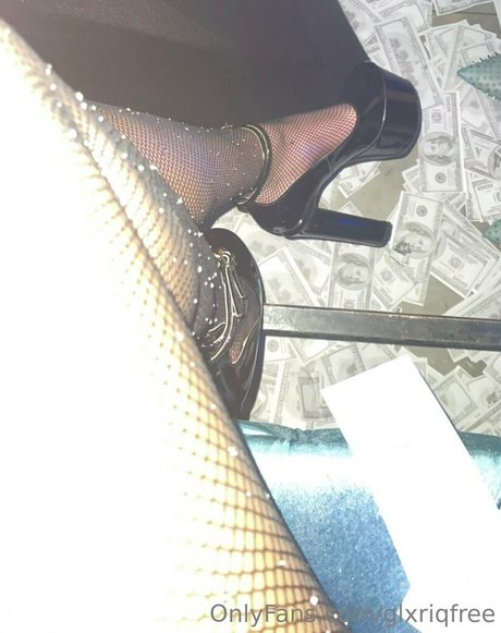 glxriqfree xxx model archive