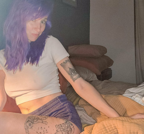 halliegregor sexy model photos