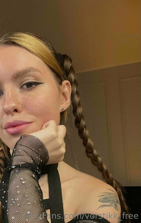 mallennnna free pornstar gallery