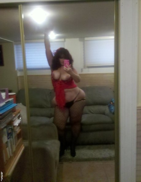 Redvelet6877 best actress pics