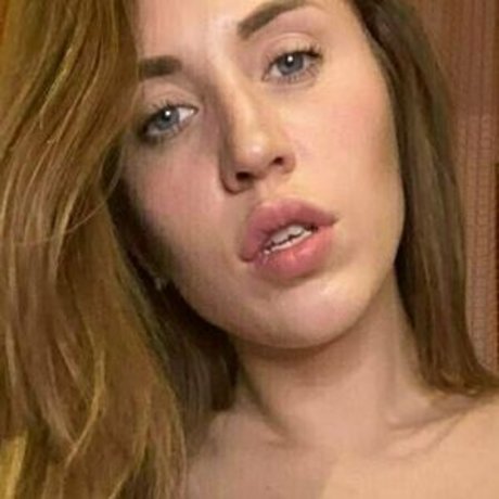 iarababy model hot images