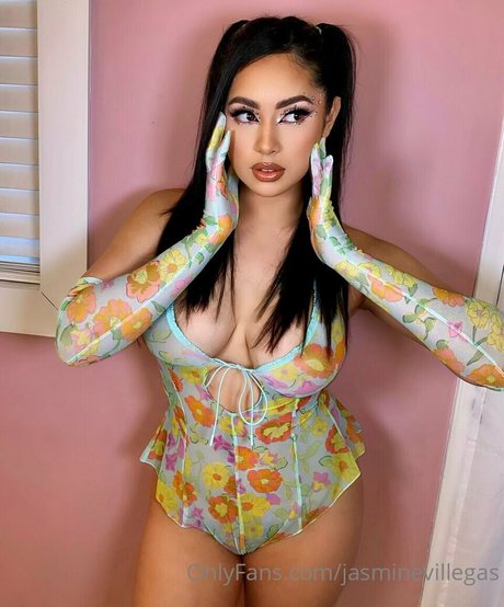 Jasmine Villegas star adult pics