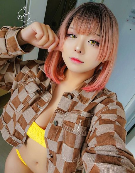 ritheania c porn model archive