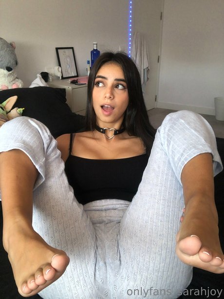 Sarah Joy star nudes gallery