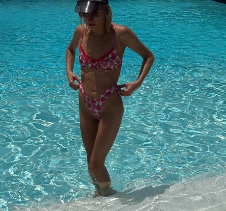 Nastia Liukin model naked photo