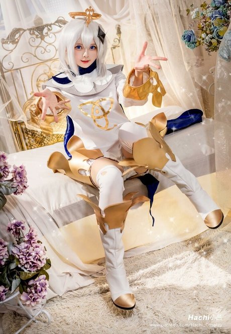 Hachi Cosplay star pretty photo