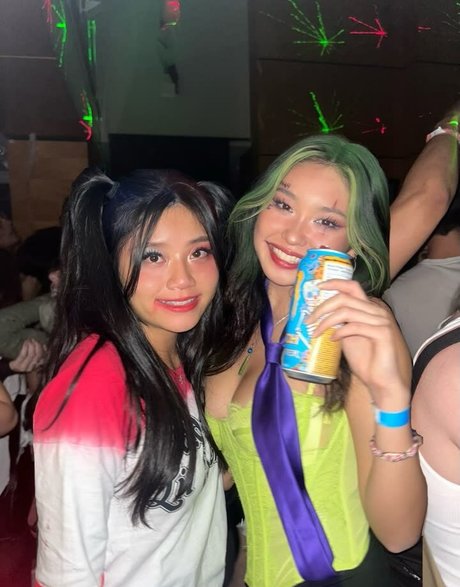 pawg trans onlyfans porn picture