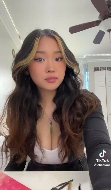 Chaela hot actress photo